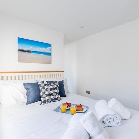 Marcella'S Retreat Villa St Ives Buitenkant foto